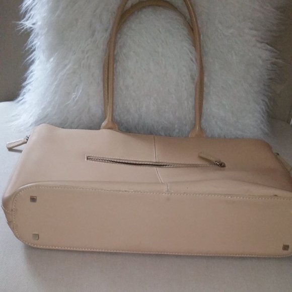 Browns Couture tan leather oversized tstructured tote - Picture 6 of 11